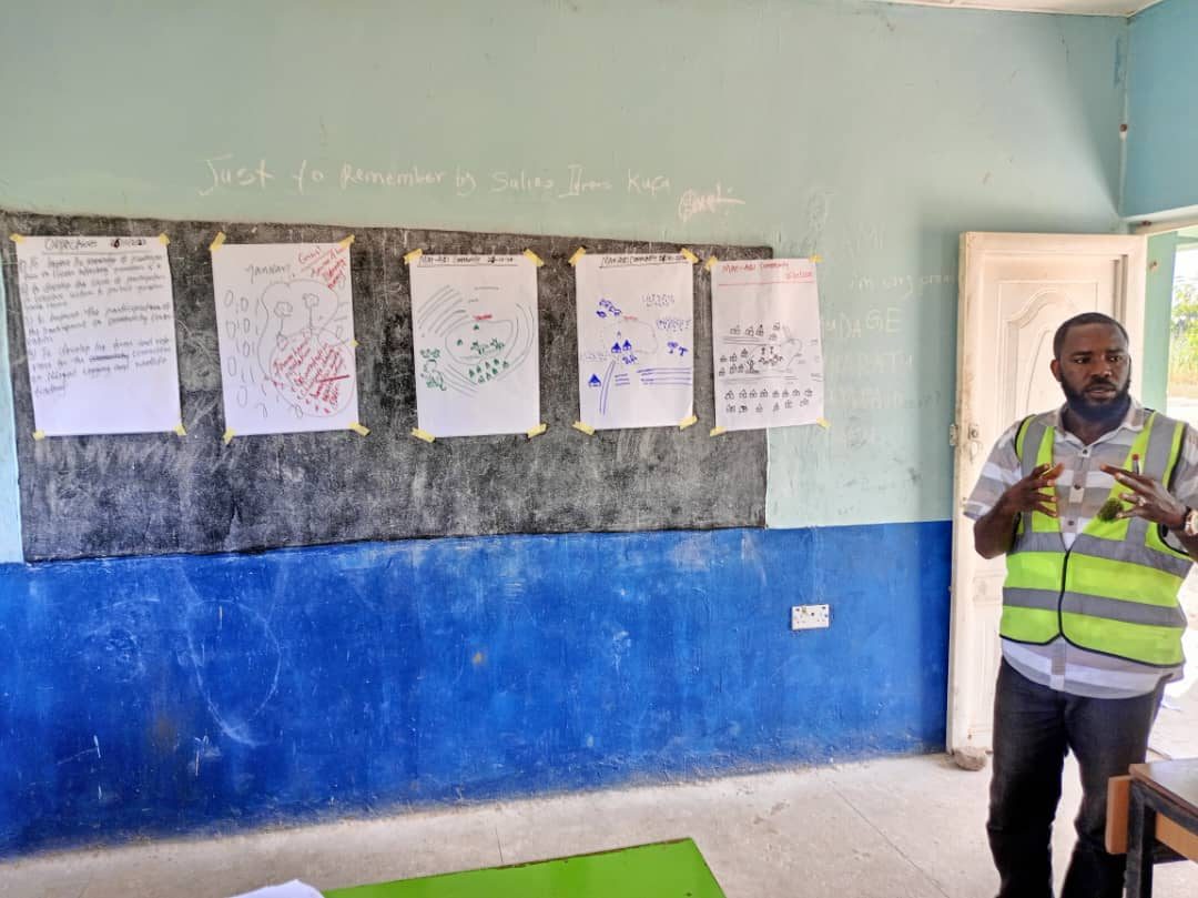 GNAHC staff facilitating a community mapping session